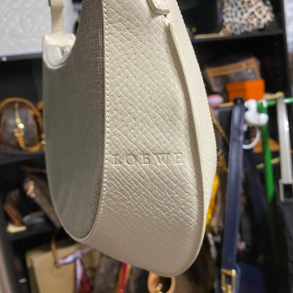 Loewe half moon bag - Sold out  ❤️onmyfbpage❌ - Picture 12 of 17